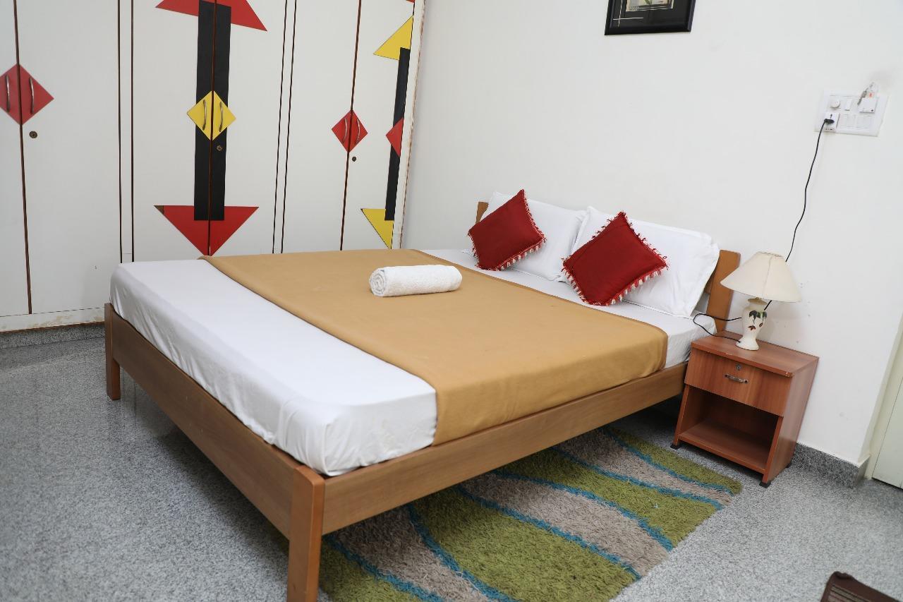 Hotel Queens Comfort Майсур Экстерьер фото