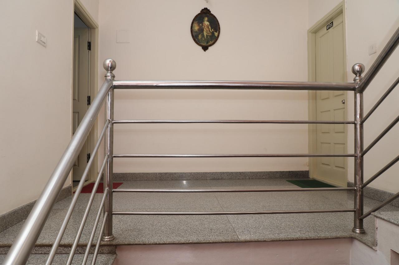 Hotel Queens Comfort Майсур Экстерьер фото